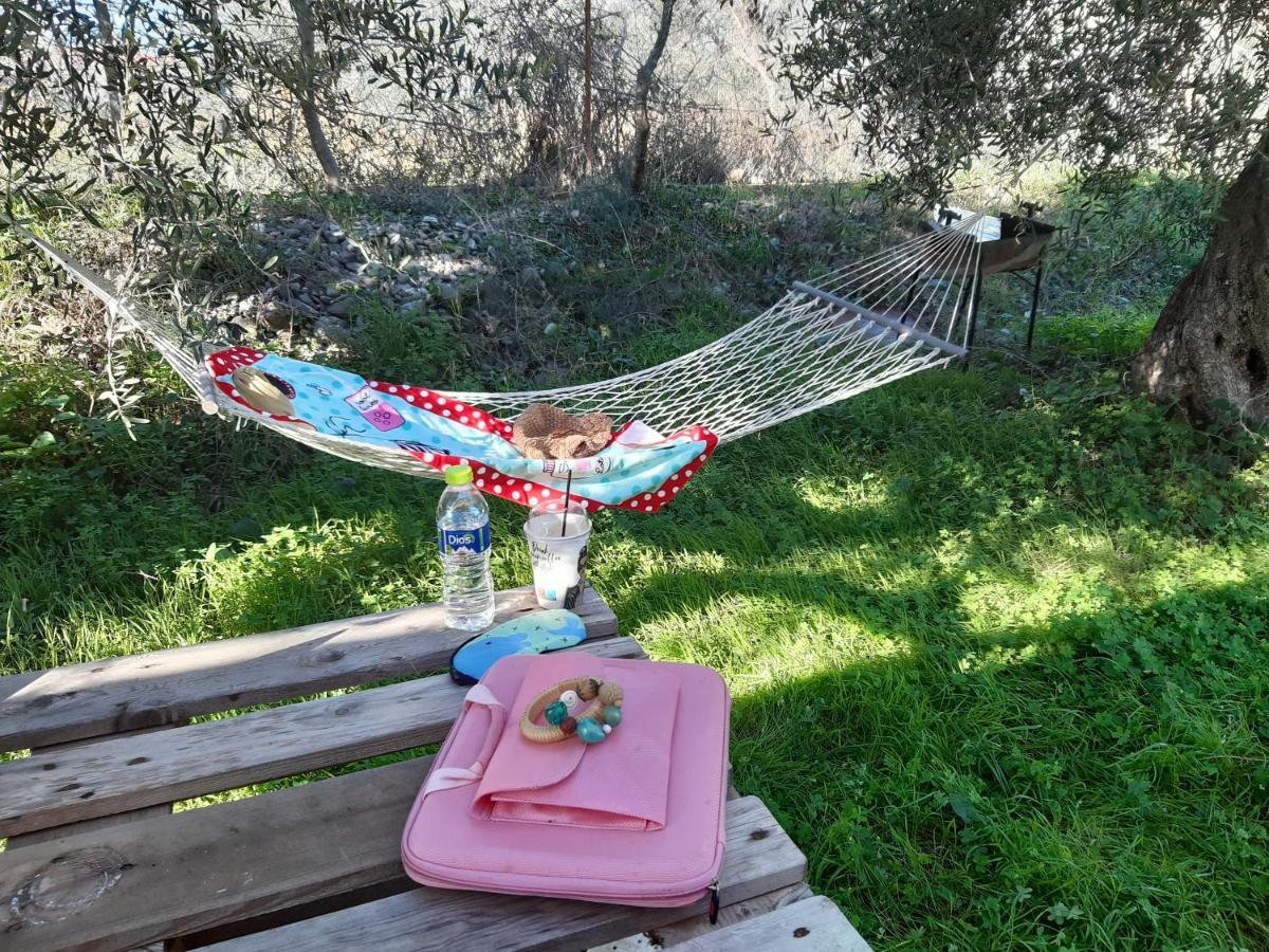 Mary 's Retro Caravan *
